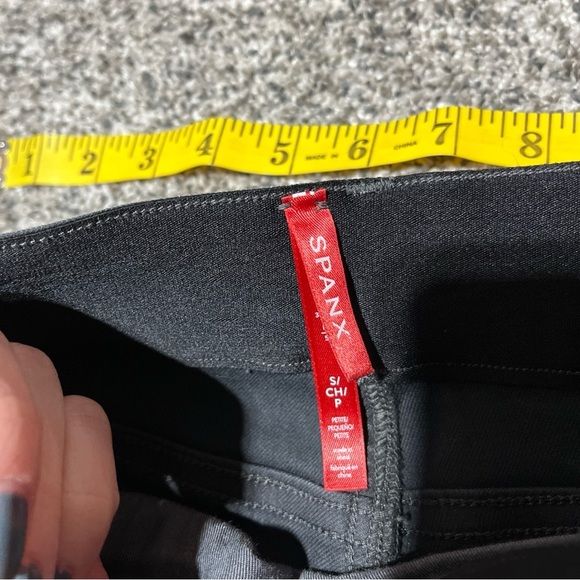 SPANX Stretch Twill Ankle Cargo Pants sz S Petite Gray Pull On 20311Q Pockets - Picture 6 of 12